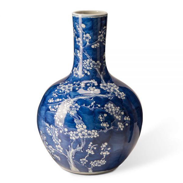 Vase blossom blue